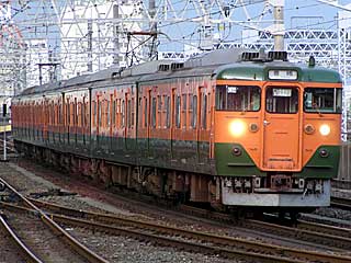 113系2000番台 湘南色 (クハ111-2003) JR東海道本線 浜松