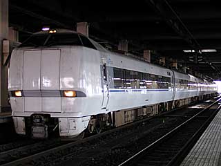特急「はくたか」 681系0番台 ホワイトウイング車 (クモハ681-504) 金沢