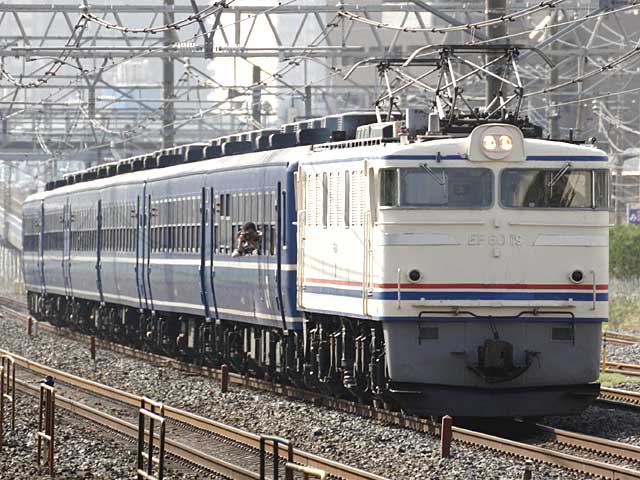 EF60型0番台 やすらぎ色 (EF60-19) JR東北本線 赤羽〜浦和