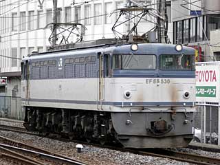 EF65型500番台 貨物色 (EF65-530) JR常磐線 松戸