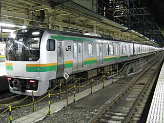 E217系0番台 湘南色 (クハE216-2061) 東京