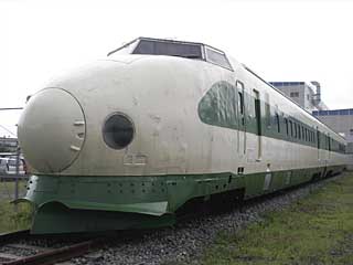 200系 緑帯 (222-1) 新幹線総合車両センター