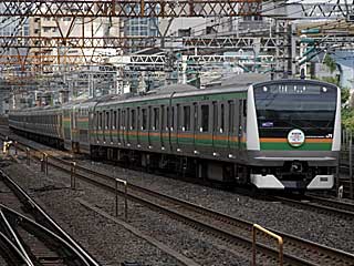 E233系3000番台 湘南色 (クハE232-3001) JR東海道本線 新橋〜品川