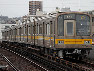 5050系 黄帯 (5174) 名古屋市営地下鉄東山線 本郷
