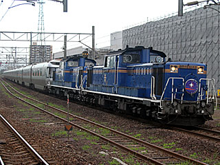 DD51型500番台 一般色 (DD51-1083) JR室蘭本線 苫小牧