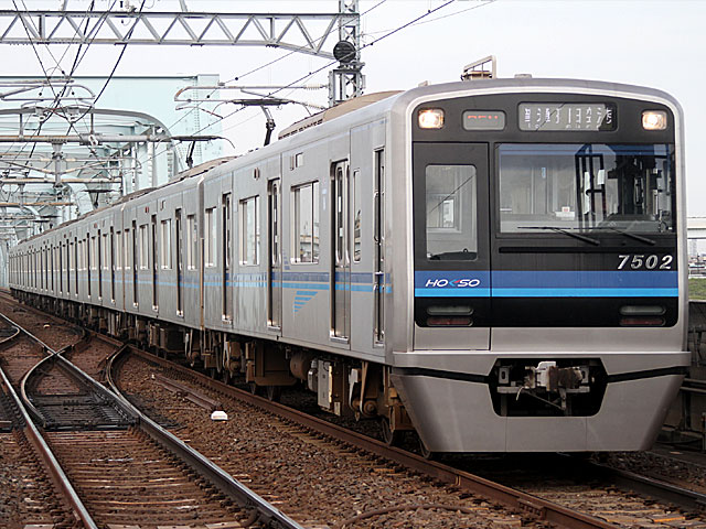 7500` (7502-8)  L 7502F